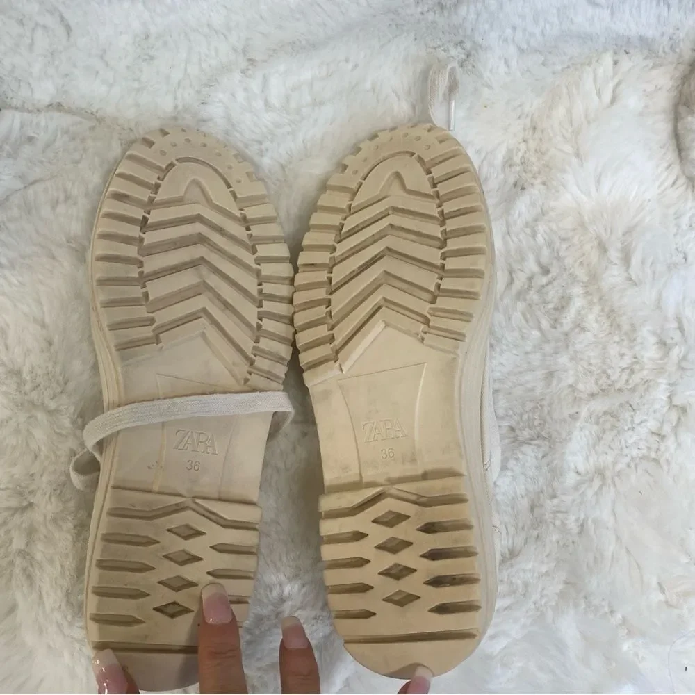 ZARA Off White Canvas Lace Up High Top Platform Sneakers 2210/731 EU 36 US 6